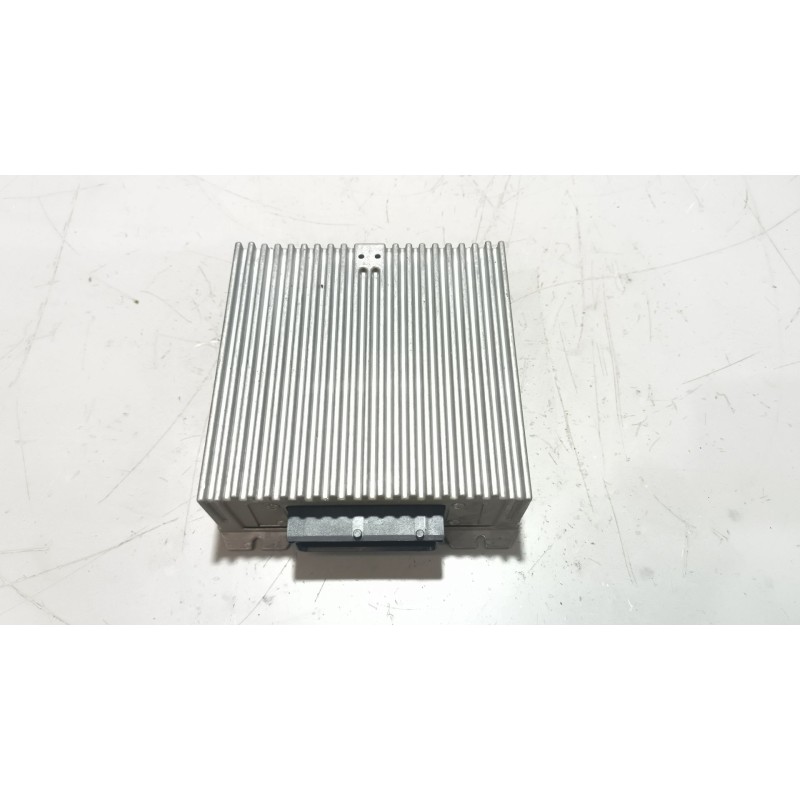 Recambio de modulo electronico para iveco ff dragonx6 referencia OEM IAM ESX-LT2 2122601057 080497464001
