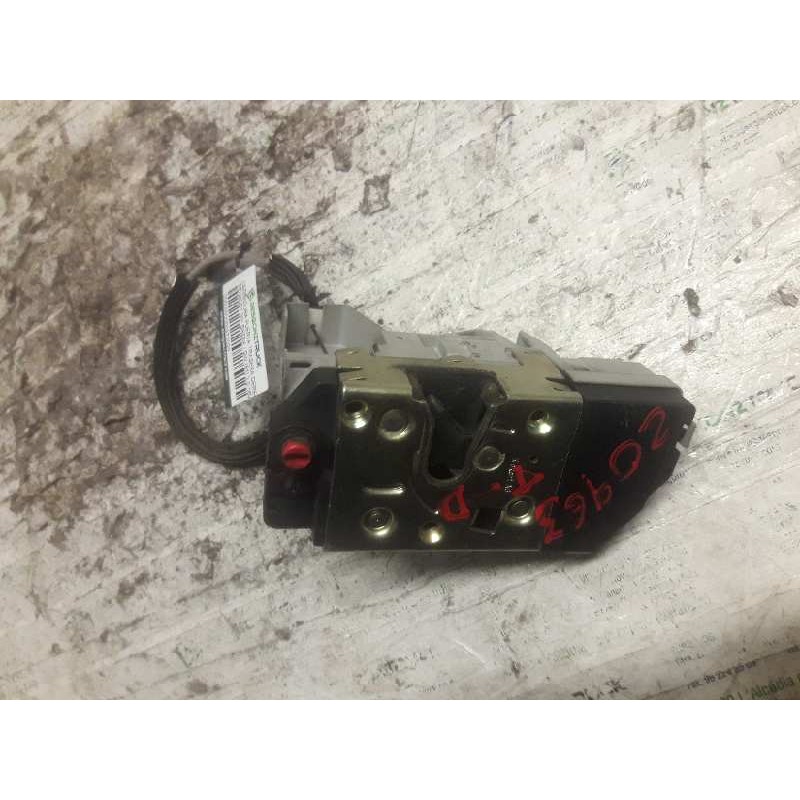 Recambio de cerradura puerta trasera derecha para peugeot 307 break / sw (s1) 2.0 16v hdi fap cat (rhr / dw10bted4) referencia O - Blanco