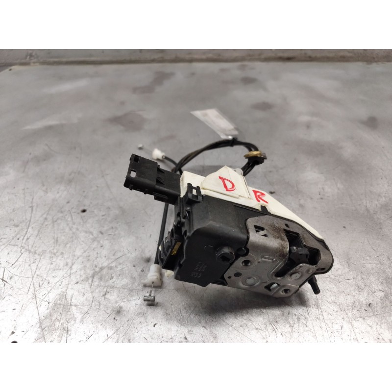 Recambio de cerradura puerta delantera derecha para peugeot 308 1.6 16v referencia OEM IAM 567153  6 PINS - Granate 4