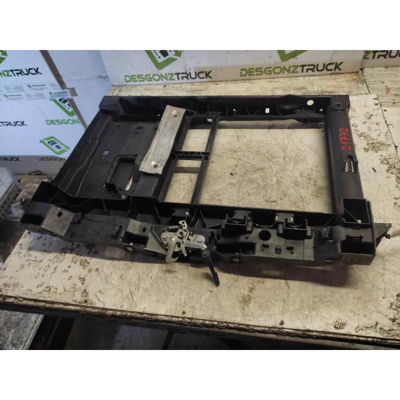 Recambio de panel frontal para peugeot 207 x-line referencia OEM IAM - Negro 2