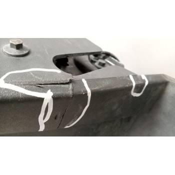 Recambio de paso rueda delantero derecho para volvo fh xxx 12.8 diesel referencia OEM IAM 82141521 ESTRIBO DERECHO 82690895