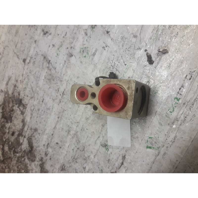 Recambio de valvula expansion para seat leon (1m1) signo referencia OEM IAM 662975A 52196590 - Amarillo 3