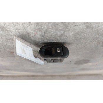 MANDO ELEVALUNAS DELANTERO IZQUIERDO 96401469XT 