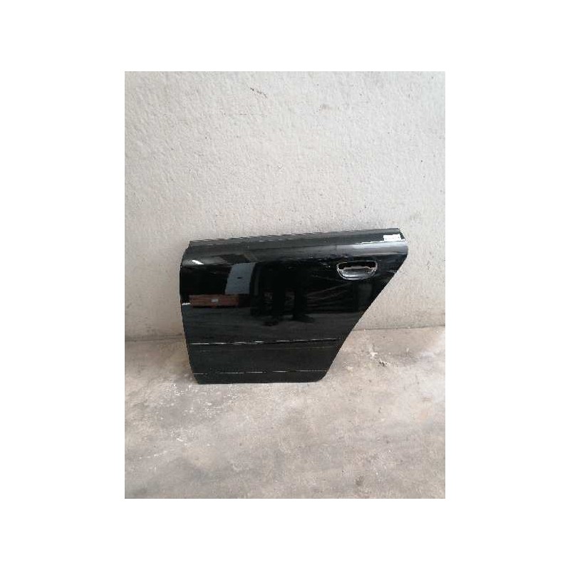 Recambio de puerta trasera izquierda para audi a4 berlina (8e) 2.5 tdi quattro (132kw) referencia OEM IAM   