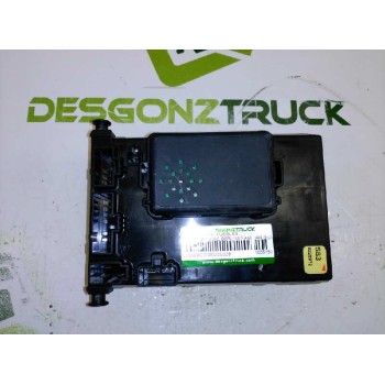 CAJA RELES / FUSIBLES 1055130 