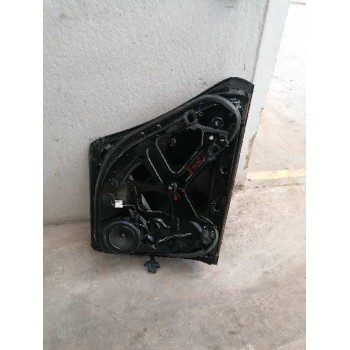Recambio de puerta trasera izquierda para audi a4 berlina (8e) 2.5 tdi quattro (132kw) referencia OEM IAM   