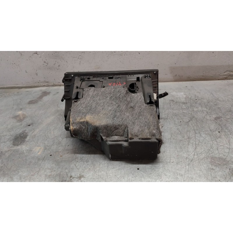 Recambio de guantera para peugeot 308 1.6 16v referencia OEM IAM - Granate 3