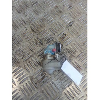 Recambio de bomba limpia para nissan trade 100 chasis cabina referencia OEM IAM   
