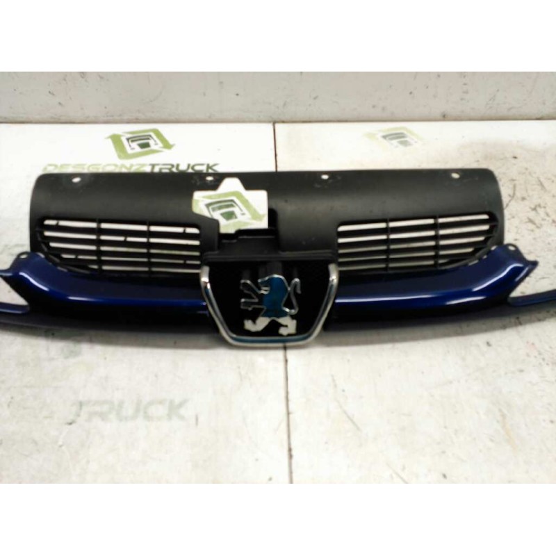 Recambio de rejilla delantera central para peugeot 206 4-trg. xr referencia OEM IAM 9628934280 - Azul 2