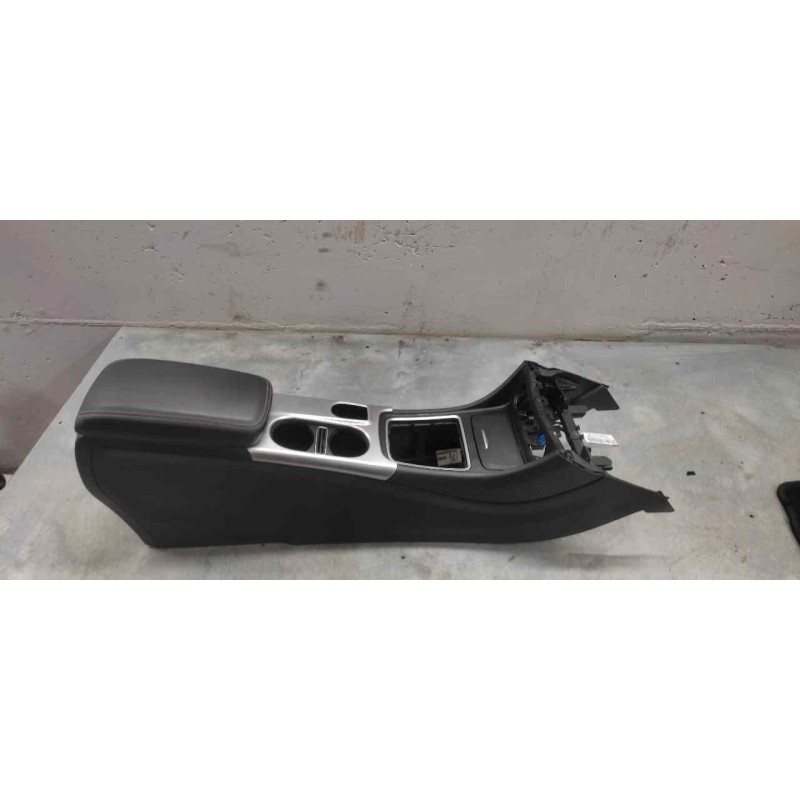 Recambio de guarnecidos palanca cambio para mercedes-benz clase cla (w117) cla 200 cdi (117.308) referencia OEM IAM A1766802000 - Blanco 2