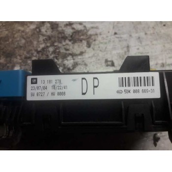 Recambio de caja reles / fusibles para opel astra h ber. cosmo referencia OEM IAM 13181278 5DK00866931 