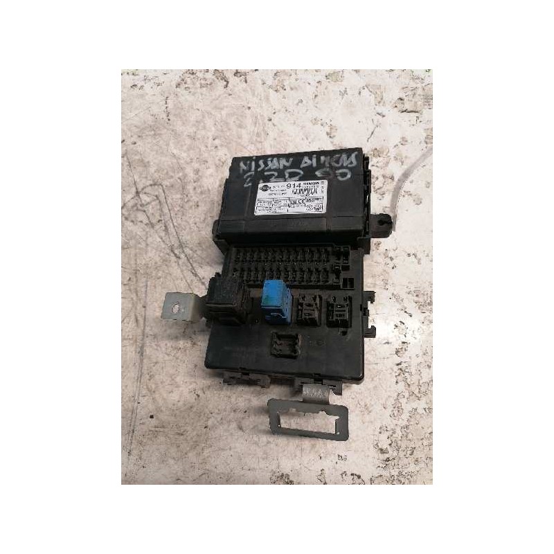 Recambio de caja reles / fusibles para nissan terrano/terrano.ii (r20) 2.7 turbodiesel referencia OEM IAM 285519F 5WK48542 2