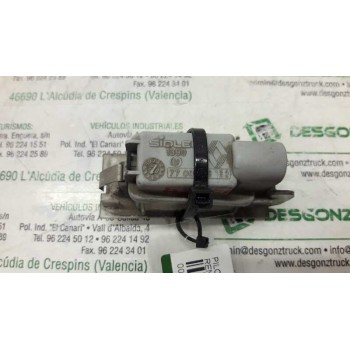 Recambio de piloto matricula para renault megane ii classic berlina confort authentique referencia OEM IAM 7700796163  