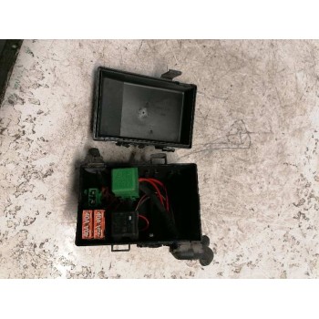 CAJA RELES / FUSIBLES 90560119 