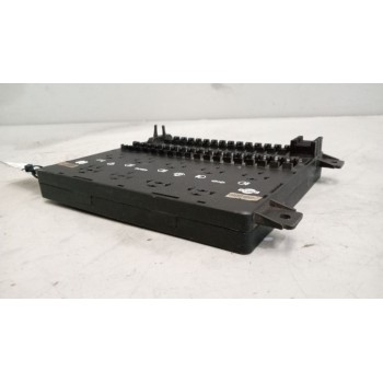 Recambio de caja reles / fusibles para nissan trade 100 chasis cabina referencia OEM IAM 24063G4900  