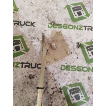 Recambio de cerradura puerta delantera derecha para pegaso trucks mider 260 referencia OEM IAM   