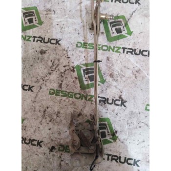 Recambio de cerradura puerta delantera derecha para pegaso trucks mider 260 referencia OEM IAM   