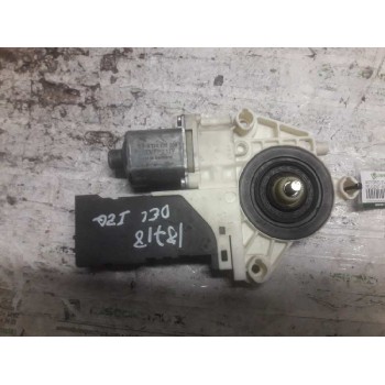 MOTOR ELEVALUNAS DELANTERO IZQUIERDO 0130822200 1137328125 12/18/2 PINS