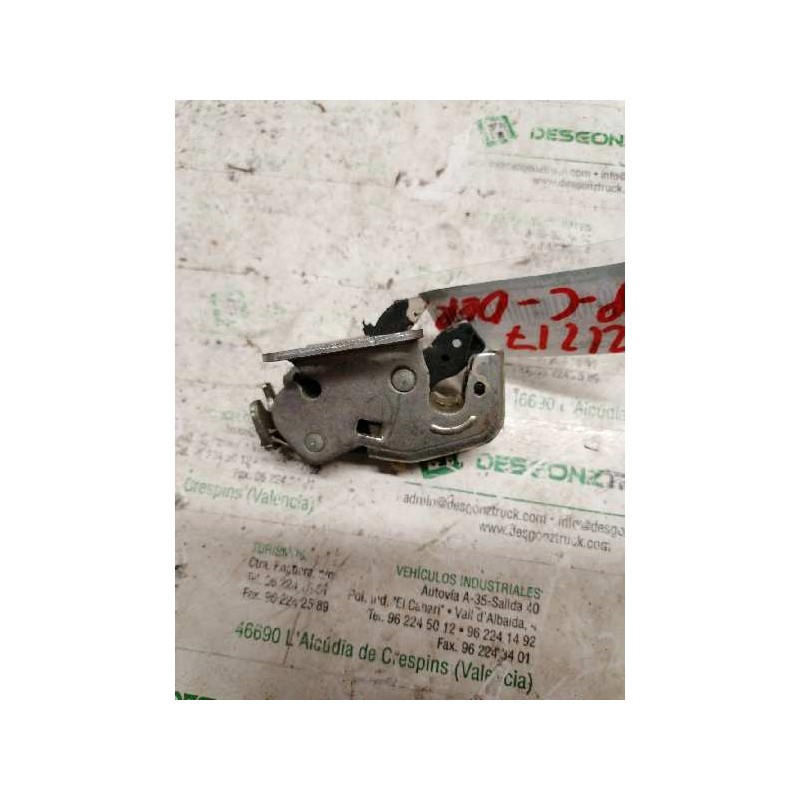 Recambio de cerradura puerta carga para mercedes-benz vito (w639) basic, combi 109 cdi compacto (639.601) referencia OEM IAM A63 - Blanco 2