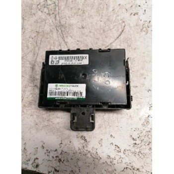 CAJA RELES / FUSIBLES 8200652285A 00955945 