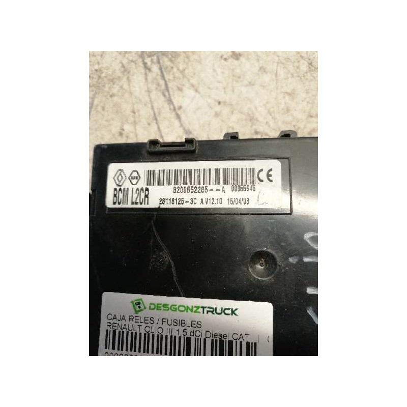 Recambio de caja reles / fusibles para renault clio iii 1.5 dci diesel cat referencia OEM IAM 8200652285A 00955945 2