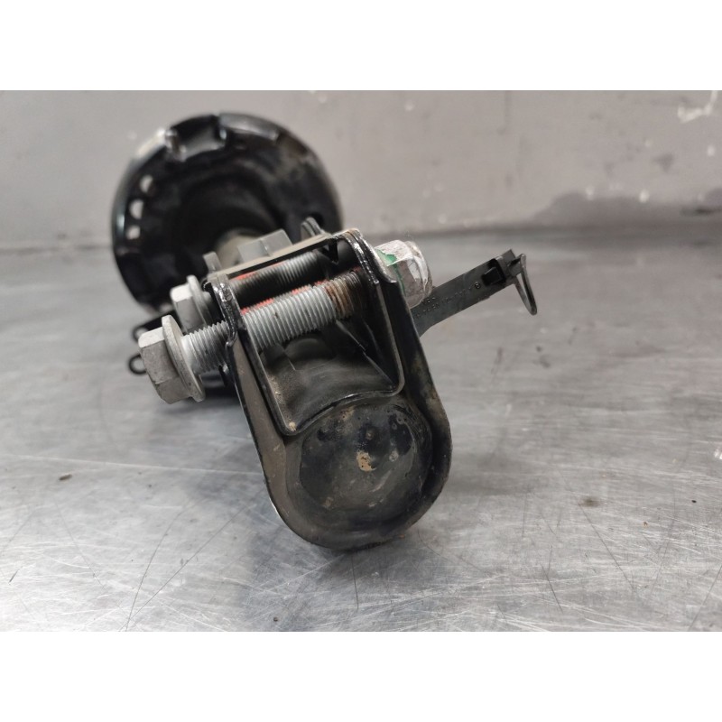 Recambio de amortiguador delantero izquierdo para infiniti q30 1.5 d referencia OEM IAM - Gris 2