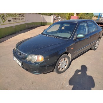 kia shuma ii del año 2001