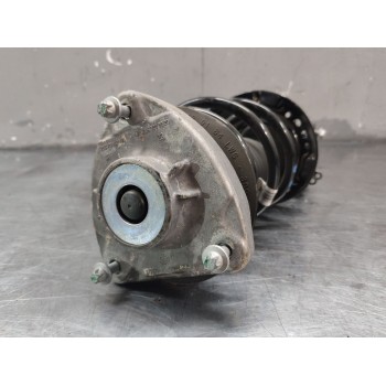 Recambio de amortiguador delantero izquierdo para infiniti q30 1.5 d referencia OEM IAM   