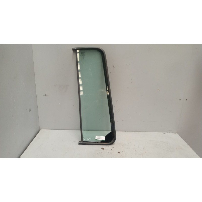 Recambio de luna custodia delantera derecha para daf serie xf105.xxx 12.9 diesel referencia OEM IAM 1676966  