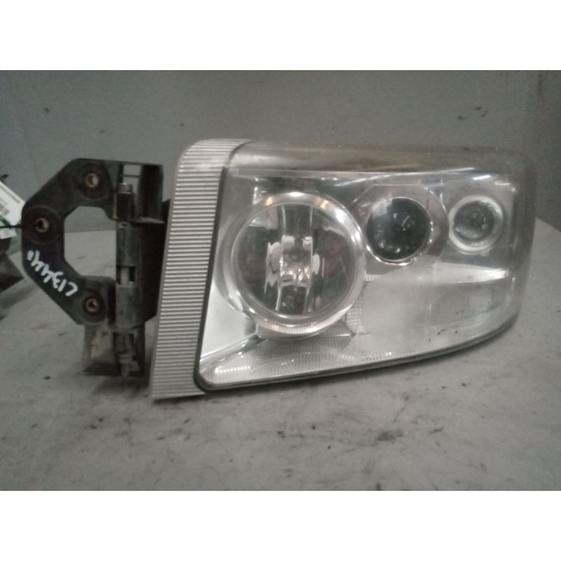 Recambio de faro izquierdo para renault premium distribution referencia OEM IAM 7421636295  