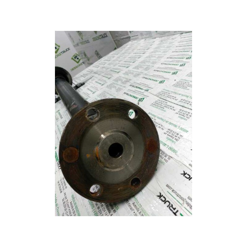 Recambio de transmision central trasera para ford transit, caja cerr. corto 95 ft 100 2.5 service - line referencia OEM IAM  204 - Blanco
