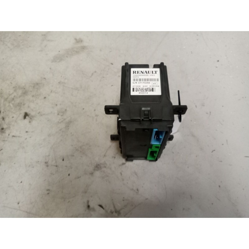 Recambio de modulo electronico para renault magnum ab 2005 referencia OEM IAM 7420908555 CENTRALITA VECU 