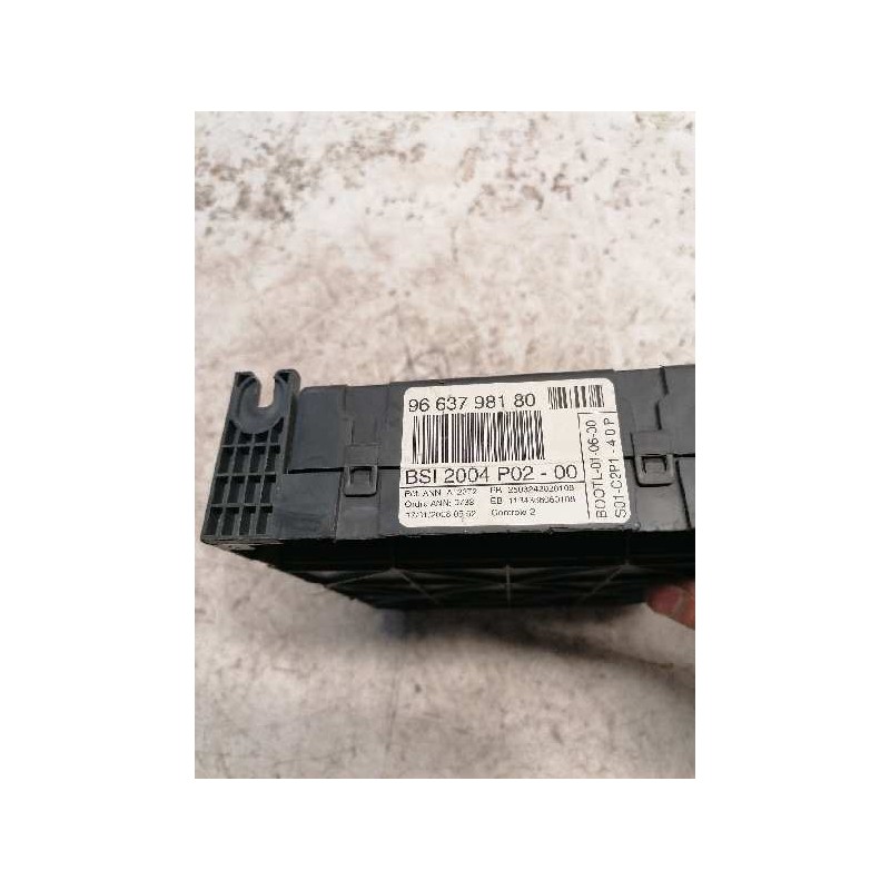 Recambio de caja reles / fusibles para peugeot 308 1.6 hdi fap cat (9hz / dv6ted4) referencia OEM IAM 9663798180 2503242020108 B 2