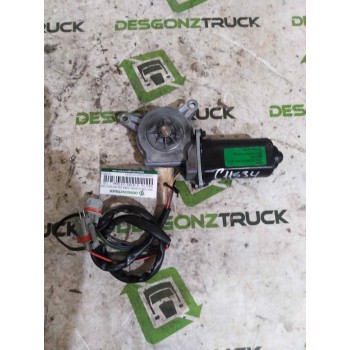 MOTOR ELEVALUNAS DELANTERO DERECHO 81286016113 