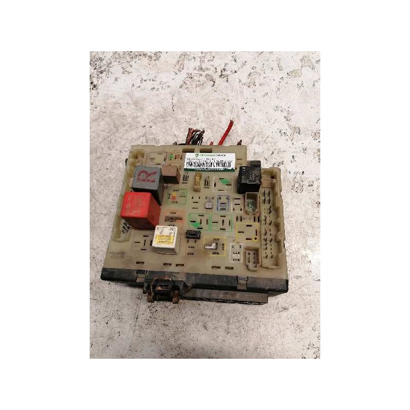 Recambio de caja reles / fusibles para ford escort berl./turnier 1.3 cat (hcs) referencia OEM IAM 94AG14A073AB