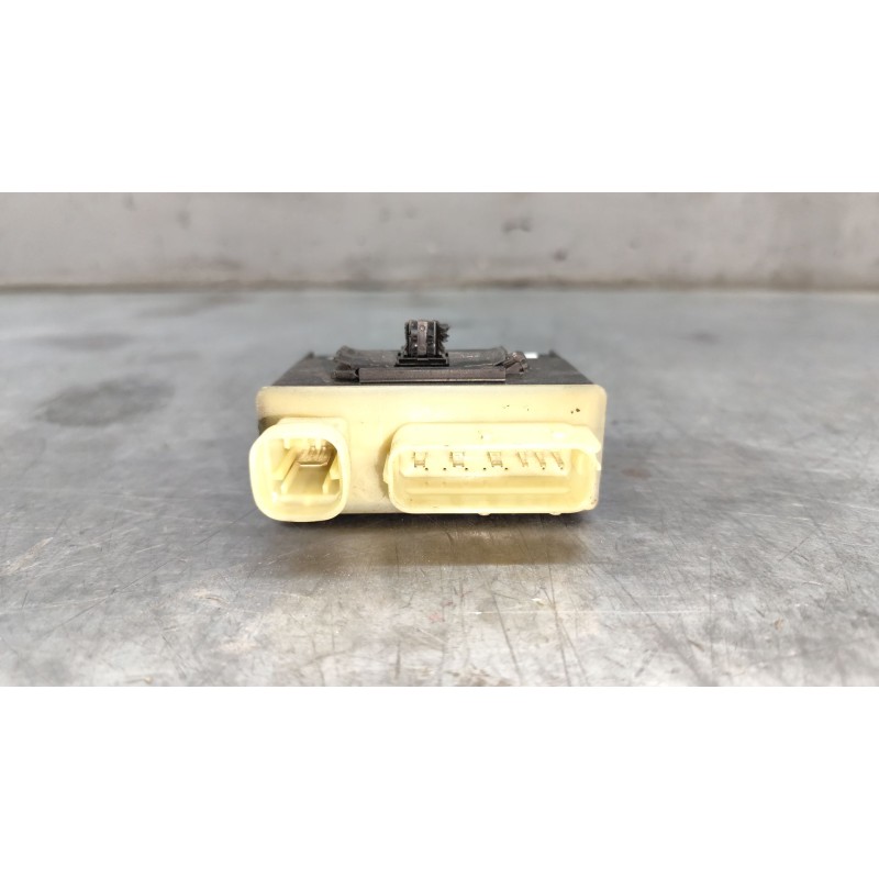 Recambio de caja precalentamiento para peugeot partner tepee 1.6 bluehdi 100 referencia OEM IAM 9652021180 - Blanco 3