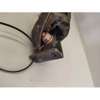 Recambio de brazo retrovisor izquierdo para iveco eurocargo referencia OEM IAM   