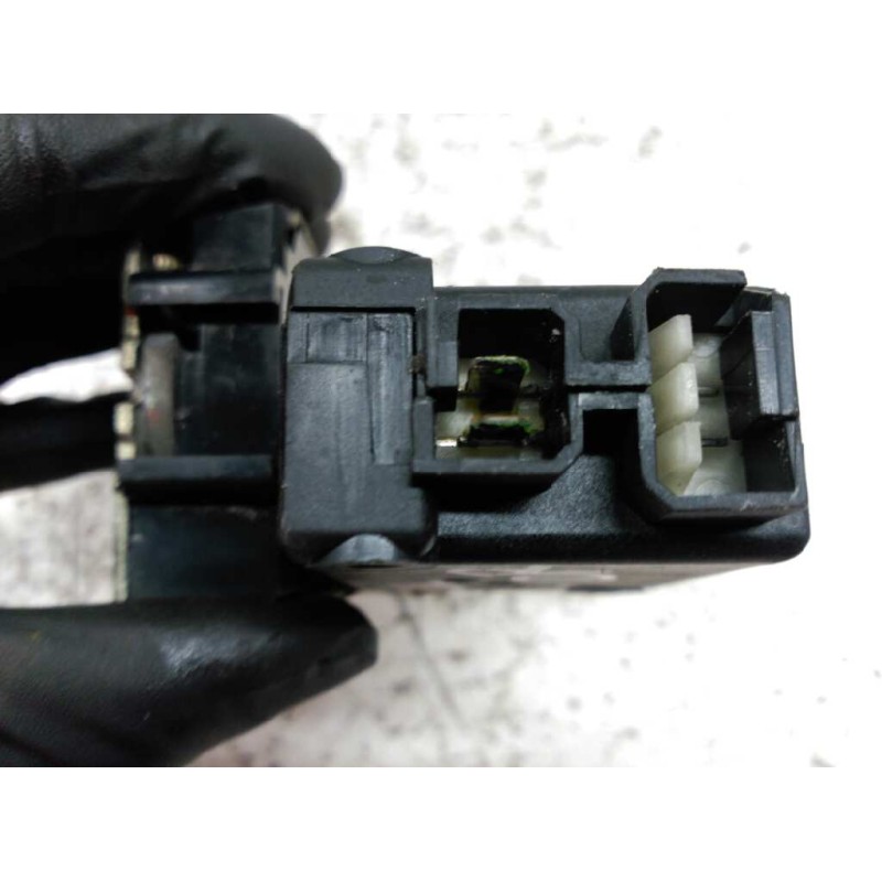 Recambio de cerradura puerta delantera derecha para citroën zx 1.9 d armonia referencia OEM IAM - Blanco 4