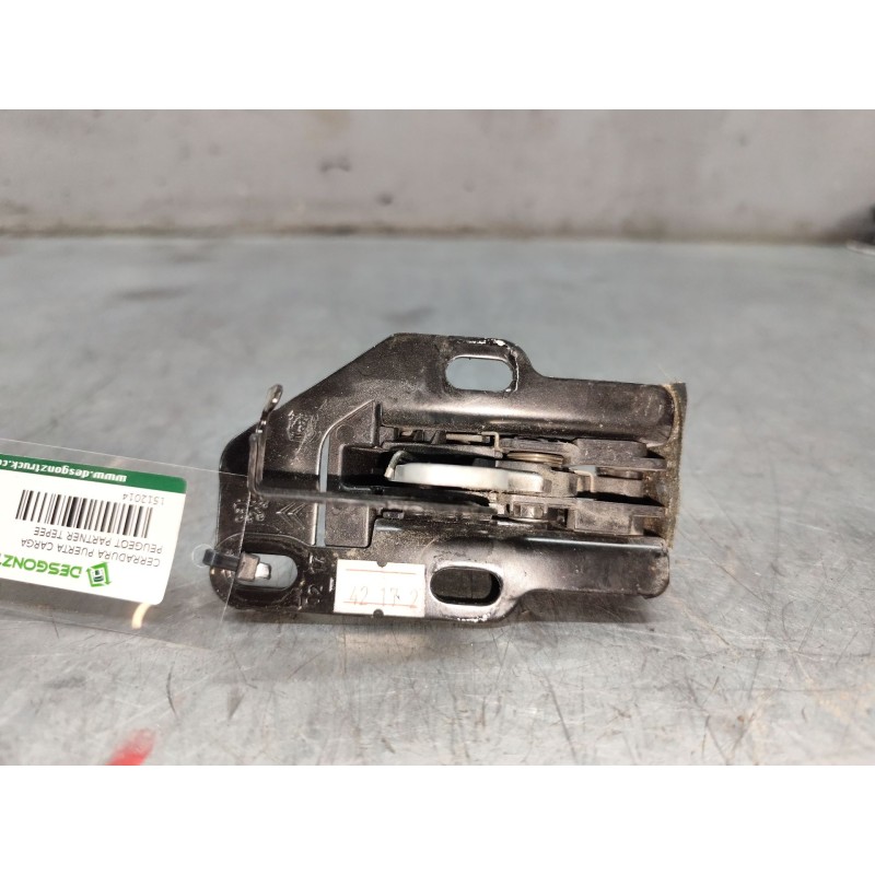 Recambio de cerradura puerta carga para peugeot partner tepee 1.6 bluehdi 100 referencia OEM IAM  INFERIOR DERECHA 