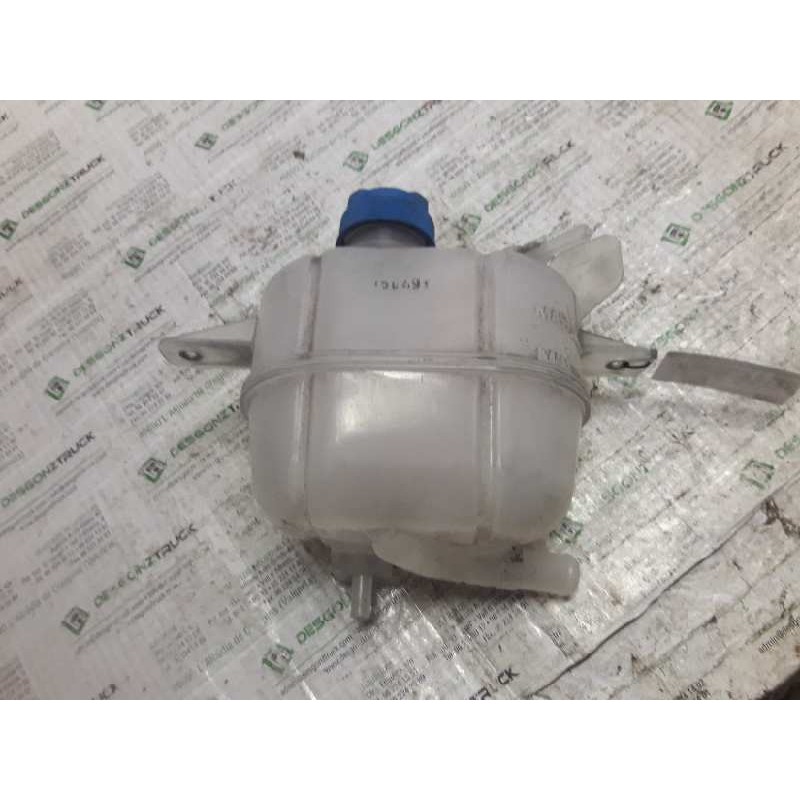 Recambio de deposito expansion para fiat fiorino adventure sx kasten referencia OEM IAM - Blanco 2