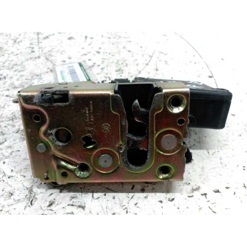 Recambio de cerradura puerta trasera izquierda para citroën zx 1.9 d armonia referencia OEM IAM - Blanco 3