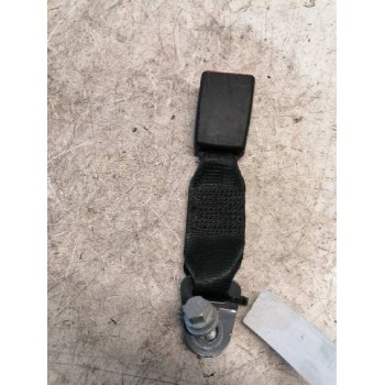 ENGANCHE DE CINTURON TRASERO IZQUIERDO 88842AX311 