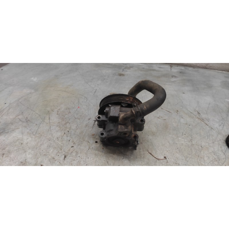 Recambio de bomba direccion para ford focus berlina (cak) ghia referencia OEM IAM 2