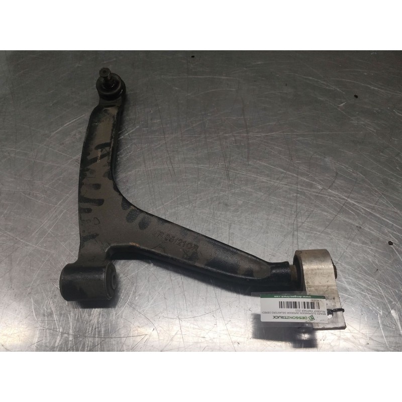 Recambio de brazo suspension inferior delantero derecho para peugeot partner (s2) combiespace referencia OEM IAM   