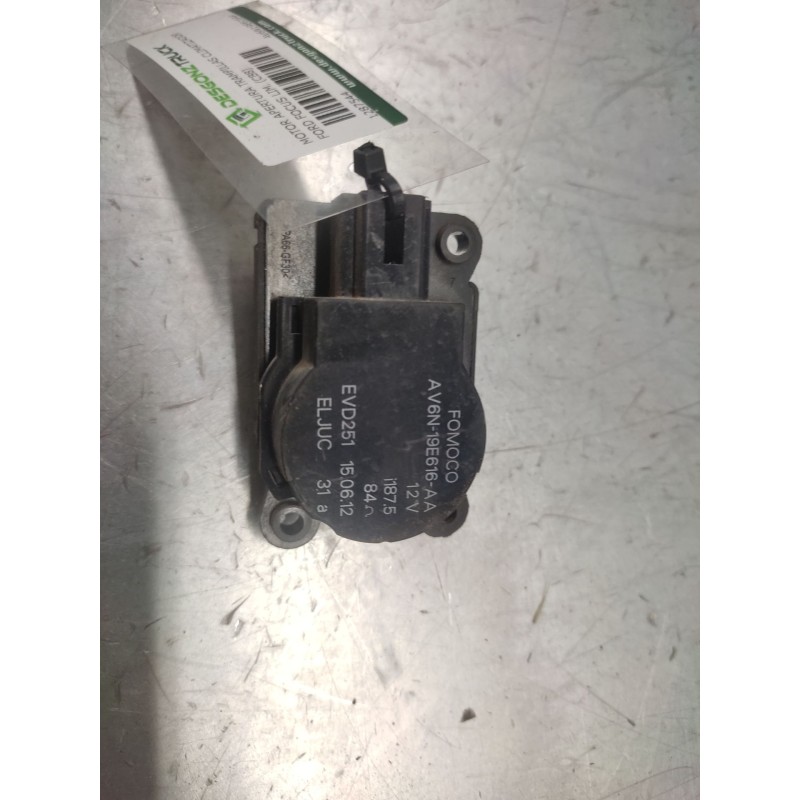 Recambio de motor apertura trampillas climatizador para ford focus lim. (cb8) titanium referencia OEM IAM AV6N19E616AA  6 PINS