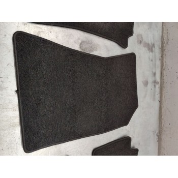 Recambio de alfombrilla para renault austral tce 130 referencia OEM IAM   