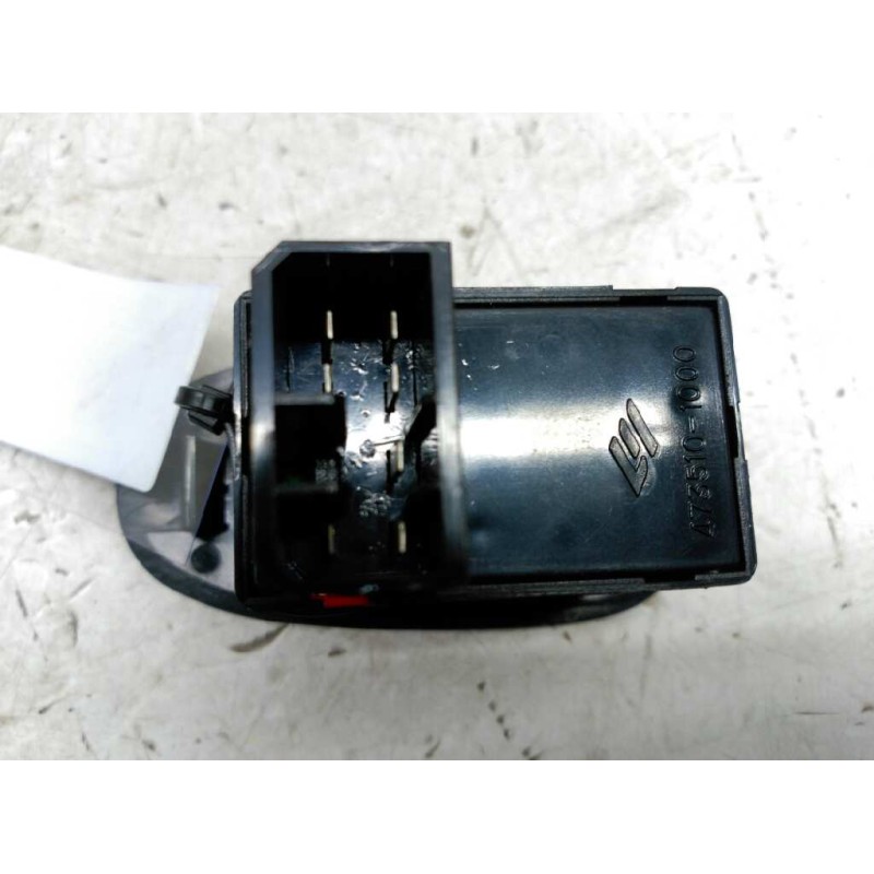 Recambio de mando elevalunas delantero derecho para kia shuma 1.5 cat referencia OEM IAM 2