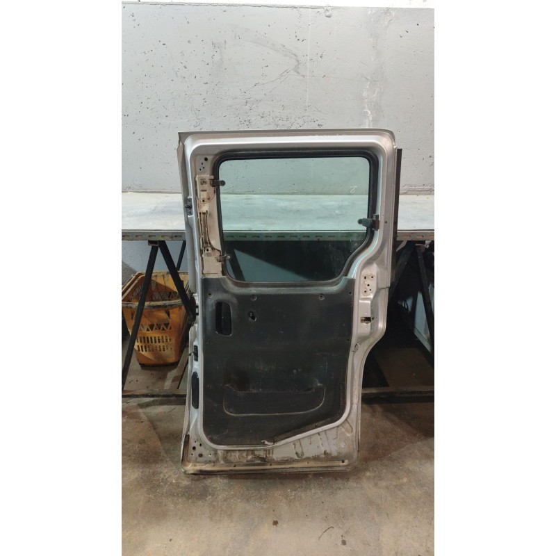 Recambio de puerta trasera derecha para peugeot partner (s2) combiespace referencia OEM IAM - Plata 2