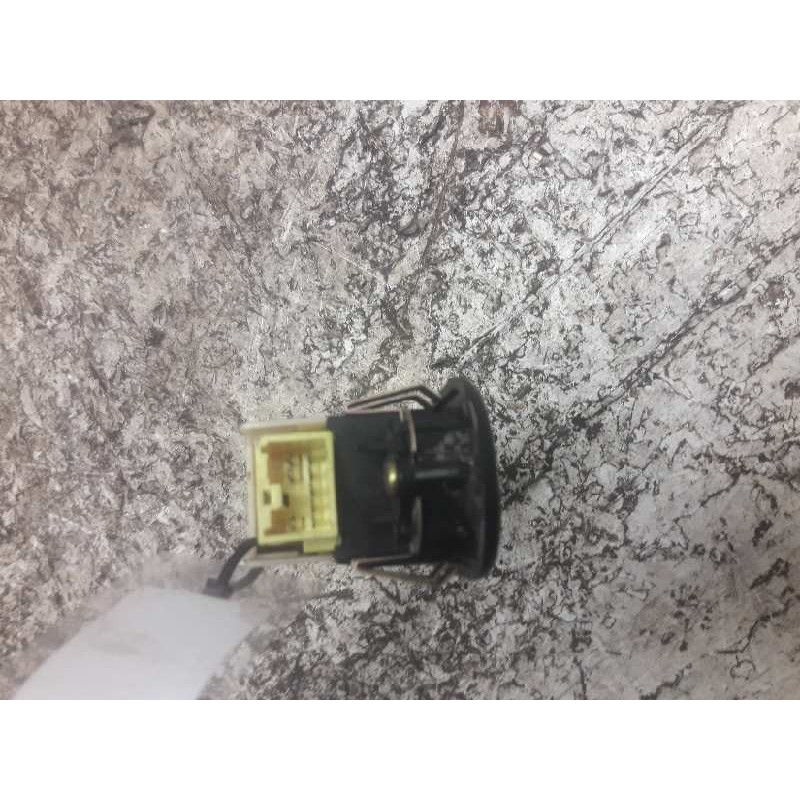 Recambio de mando elevalunas trasero izquierdo para mitsubishi l 200 (k6/7) 2500 td american spirit (4-ptas.) referencia OEM IAM - Verde 3