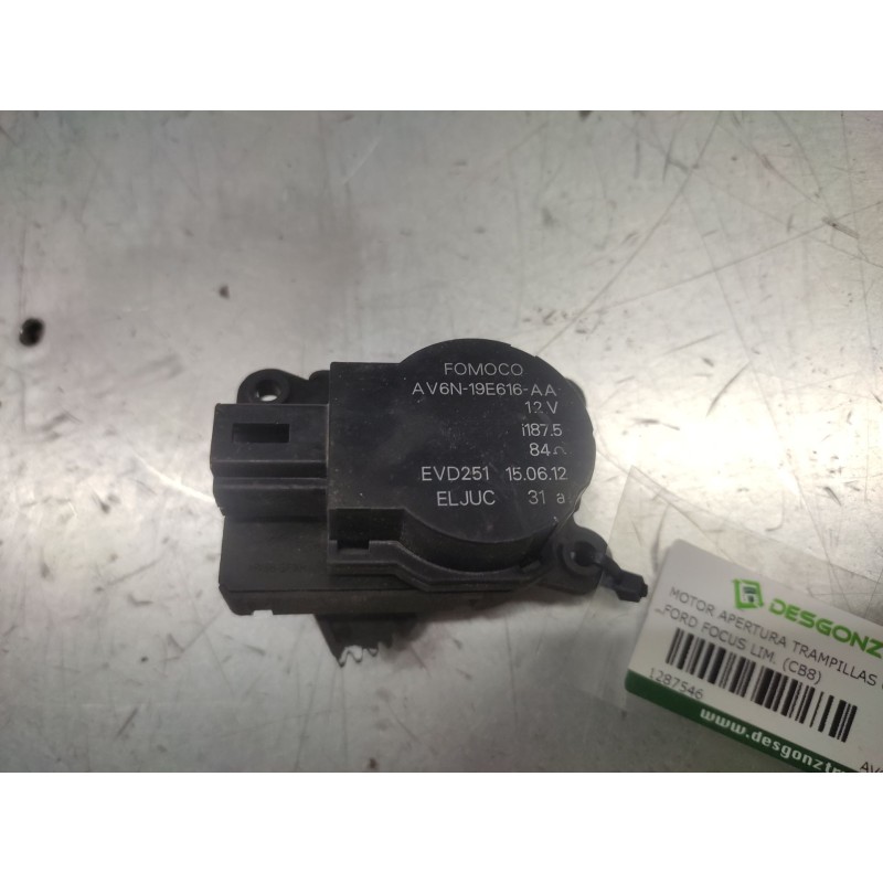 Recambio de motor apertura trampillas climatizador para ford focus lim. (cb8) titanium referencia OEM IAM AV6N19E616AA  6 PINS